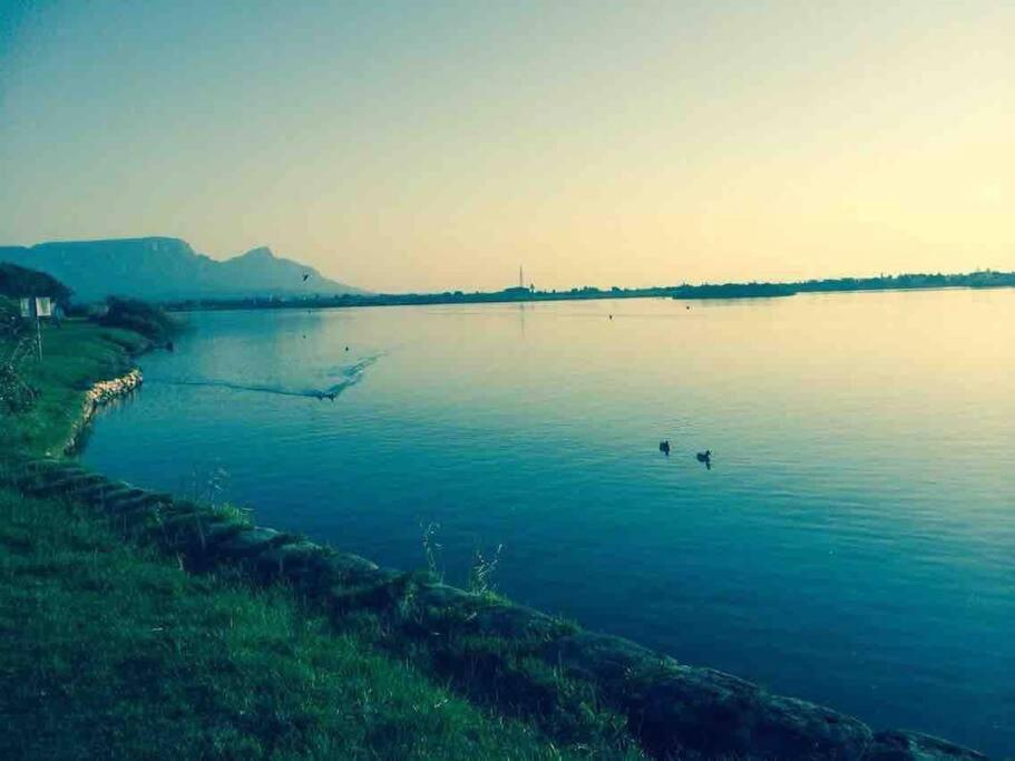 The Speckled Egg, 4 Promenade Rd, Lakeside, Cape Town Eksteriør bilde