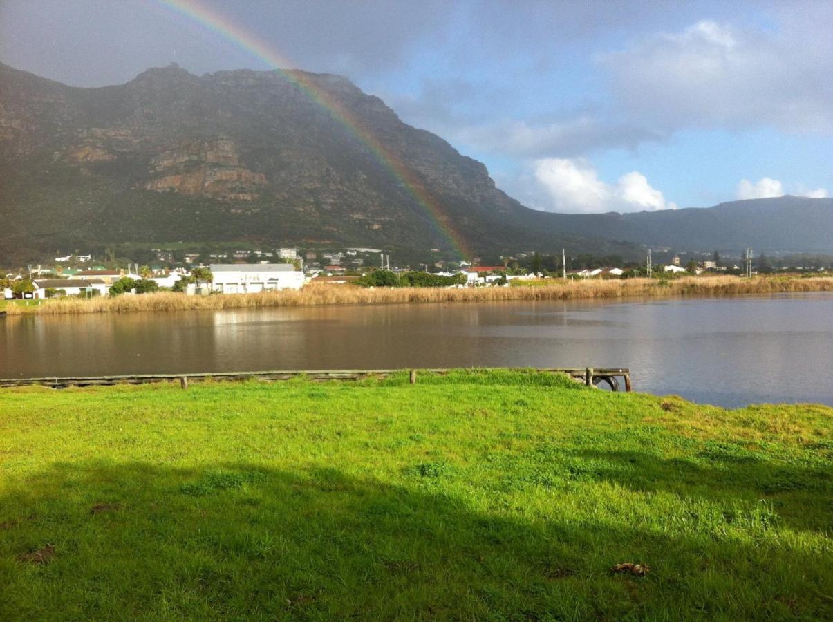 The Speckled Egg, 4 Promenade Rd, Lakeside, Cape Town Eksteriør bilde